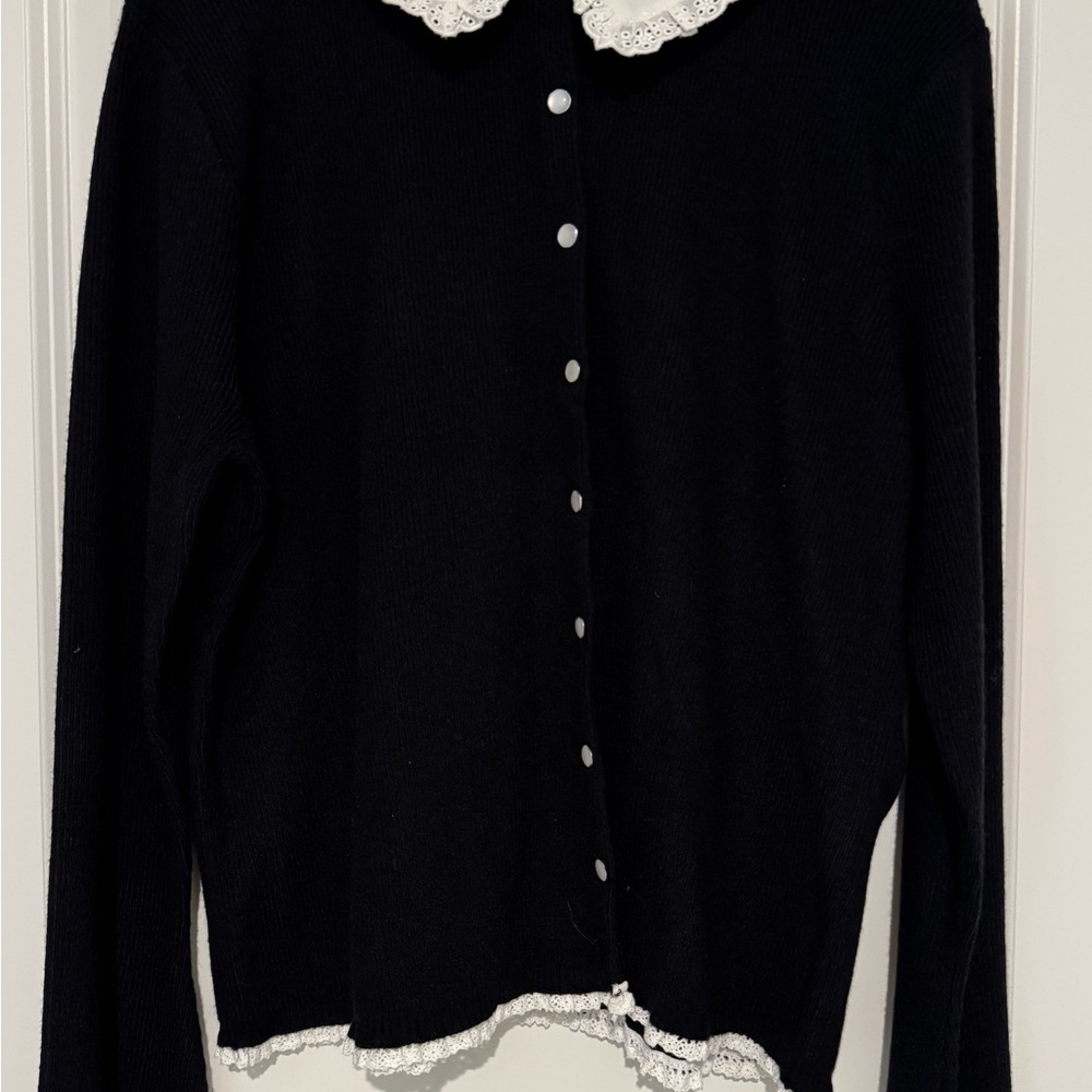 Women’s MILA MILANO Black & White with Lace Collar and Trim Cardigan XL